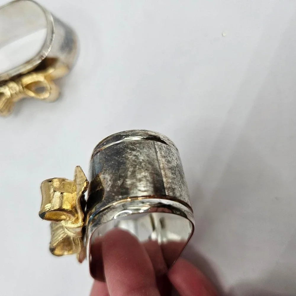 Set of 3 vintage silver bow tie napkin rings home, see photos for condition.